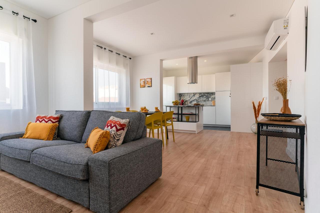 Apartment Lovely In With River View *