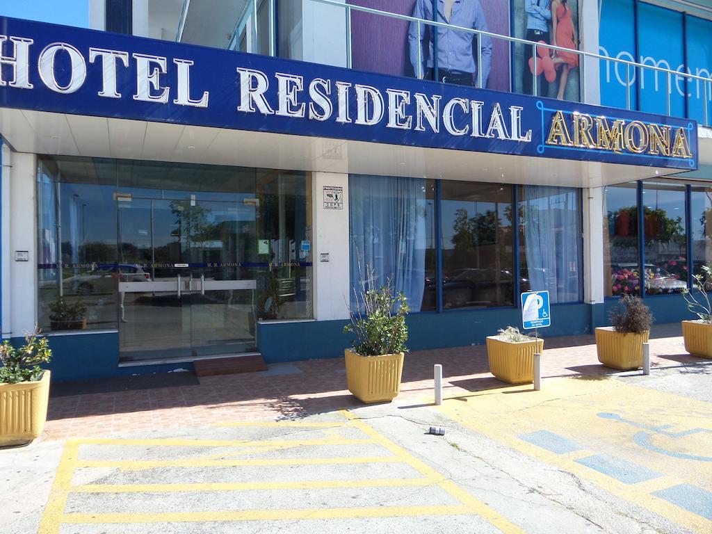 Armona Hotel