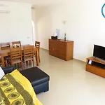 Apartamento T1 Com Vista Mar Perto Da Praia N.ª Sra. Da Rocha