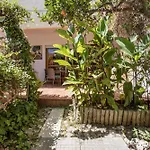 Studio With Private Garden