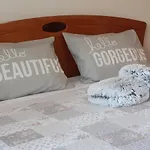 Eleganz House