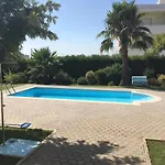 Apartamento Perto Praia, Com Piscina