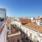 Marina Penthouse Faro Center