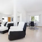 Coolhouses Algarve, Casa Redonda, V3 Lagos