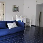 Apartment In Traditional Villa At The Beach Resort Praia Da Rocha