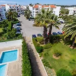 Tom'S Central Apartment With Rooftop Terrace & Spacious Pool
