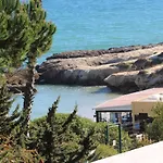 Aveiros Apartment