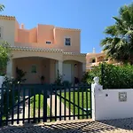 Casa Das Roseiras