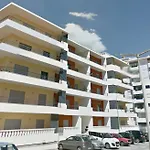 Muralha Building