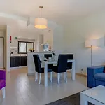One Bedroom Apartment In Albur Village 1I