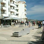 Spacious Apartment In Armacao De Pera With Sea View 90 M²