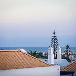 Cabanas Terraces - Pool And Seaview