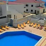 402 - Oura - 2 Bedroomed Apartment - Sea View