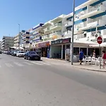 Torre 6- Vista Cidade, Aconchegante, 80Mt Praia, Wifi