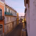 Old Charming Faro Apartment