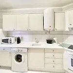 Alcharb - Pool & City Center - Vilamoura