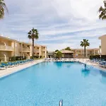 Parra Holidays Q House