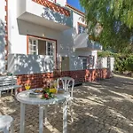 Palm Villa Estudios