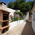 Casinha Almares