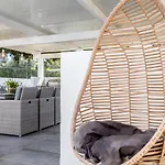 Ultimate Family Home With Private Pool & Sauna