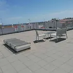 Cabanas Riverside