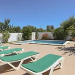 Villa Monte Bixo - Free Wifi . Swimmning Pool - By Bedzy