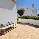 Vila Chez Lee, 219 Aldeia Do Golf-Cleverdetails - Sleeps 6, Quiet Area