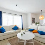 Modern Algarve Villa With Heated Pool And Beach Access