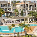 Pine Hills Resort