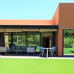 L'Orangerie Green Garden By Sapvillas