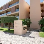 Salgados T3 - Vista Piscina