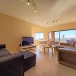 Litoralmar Beachfront Apartment