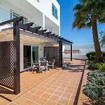 Cliff-Top Townhouse With Stunning Ocean Views