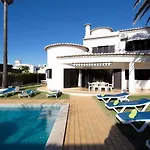 Villa Bento