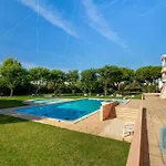 Clube Do Lago E4 Dream Lodging