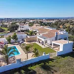 Stunning Luxury Villa Private Pool, Gale Albufeira