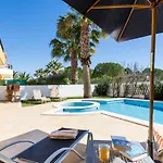 Coolhouses Algarve Luz, 2 Bed Semi Detached Villa, Jardim Das Palmeiras Condominium, Villa A