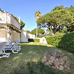 Great Pool Villa Just A Short Stroll To The Centre