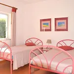 A Modern, Comfortable And Well Equipped Linked Villa With Private Pool And A/C