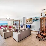 Villa Oceano