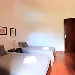 Albufeira Traditional Villa With Pool By Homing
