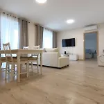 Elite Residence 3F