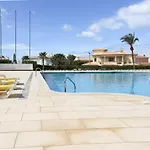 Apartamento Palmeira B00D - 600M From The Beach - Free Wifi - By Bedzy