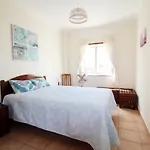Modern Apartment In Portimao With Pool 50 M²