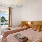 Costa Cabanas 71