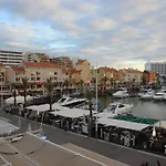 Marina 2