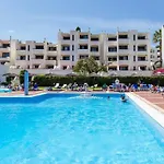 Apartamento Com Piscinas E Tenis - 7 Mins Da Praia