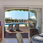 Villa Salto With Fantastic Ocean Views