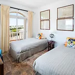 Golf- Villa Mit Fantastischer Aussicht, Pool, Jacuzzi, Sauna, Golf, Tennis...