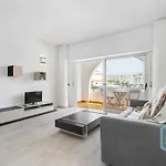 Vale 13 Dream Lodging